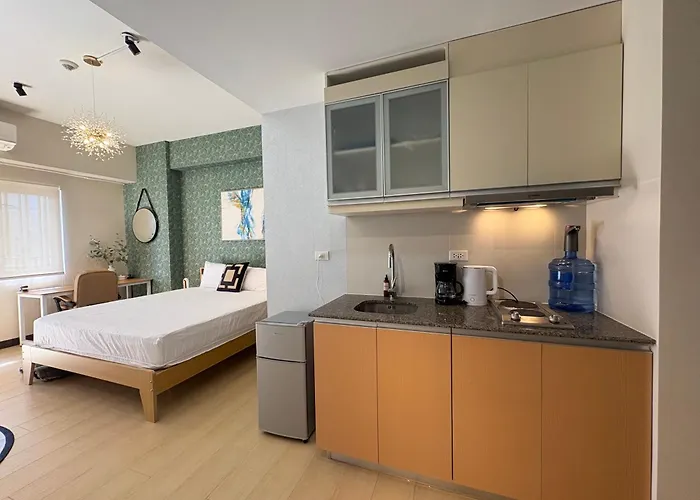 Aparthotel The Salcedo Condotel *
