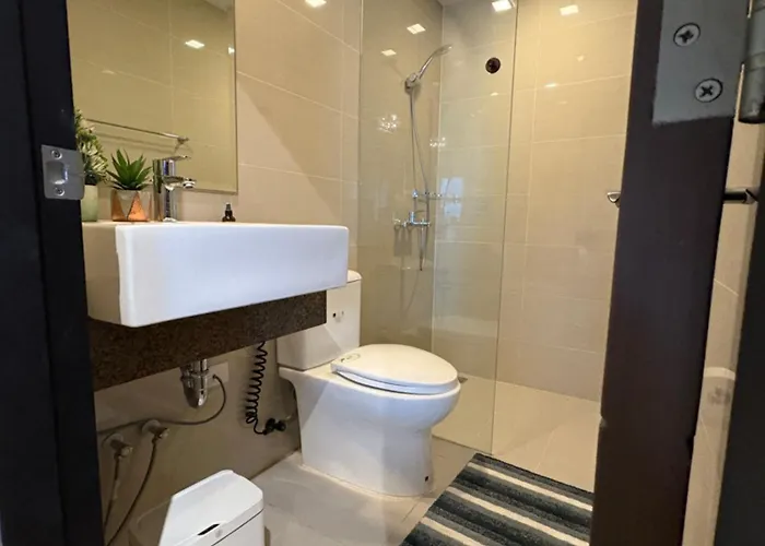 The Salcedo Condotel Aparthotel Manila