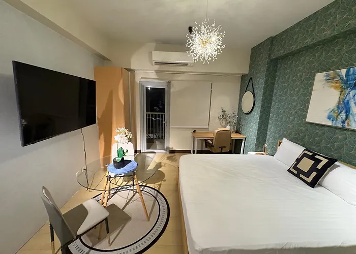 The Salcedo Condotel * Manila